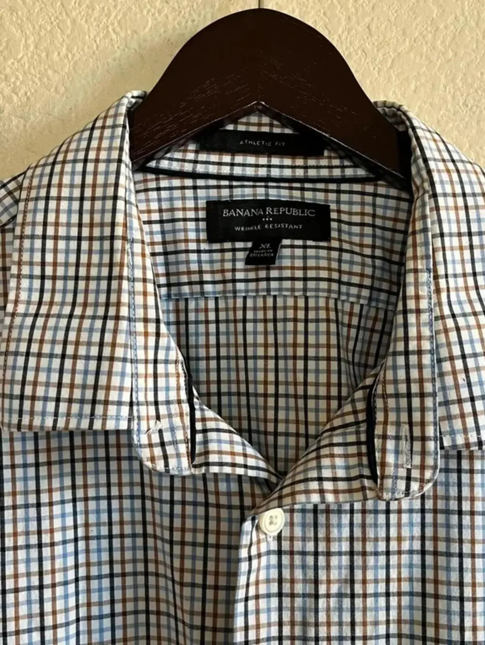 Banana republic button down dress shirt long sleeves